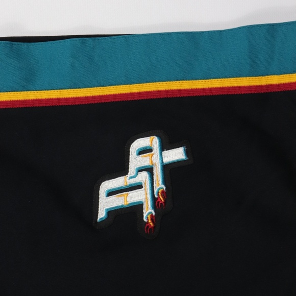 Vintage Nike Detroit Pistons Team Issued Pants XL - Picture 5 of 8